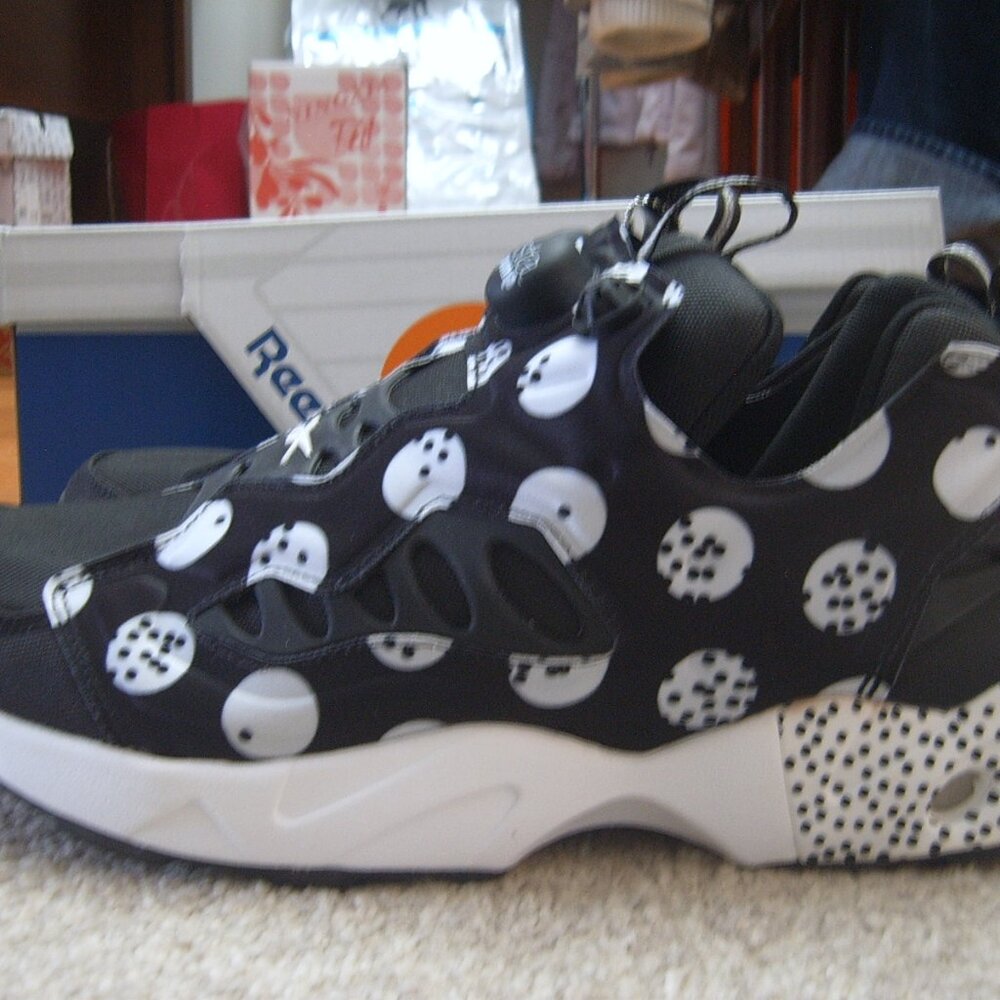 Size 10.5 - Reebok InstaPump Fury Road SG Black White Shoes/Sneakers